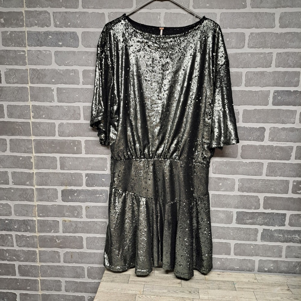 Free People Womens  Manuka Sequin Mini Dress‎ Size Medium NWOT